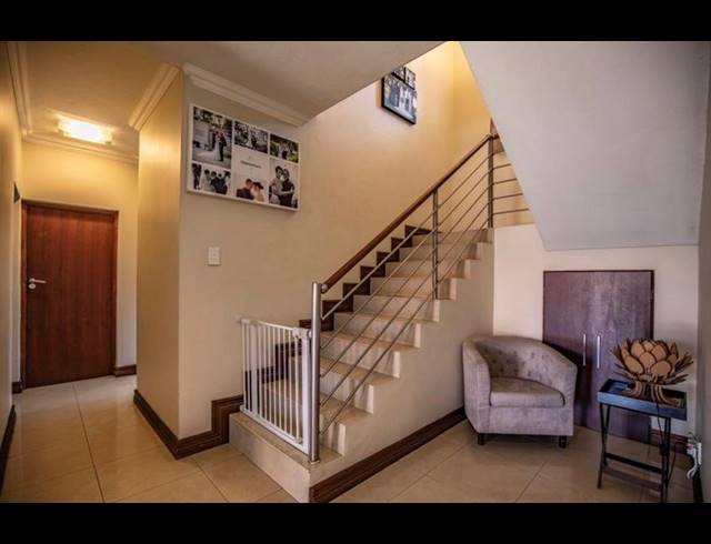 4 BEDROOM HOUSE FOR SALE IN SIX FOUNTAINS RESIDENTIAL ESTATE